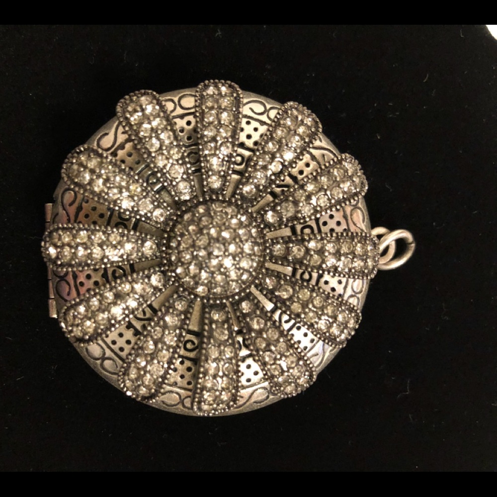 Fossil pendant/locket